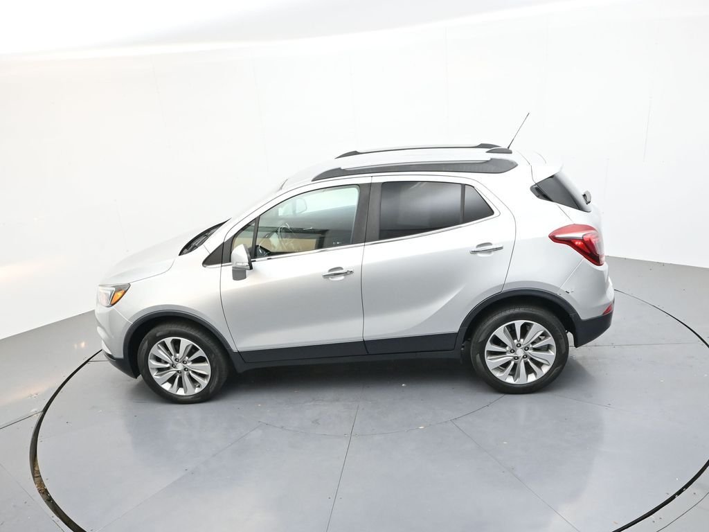 Used 2018 Silver Buick Preferred image 25