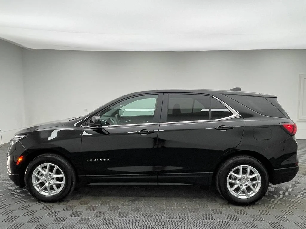Used 2024 Mosaic Black Metallic Chevrolet LT image 12