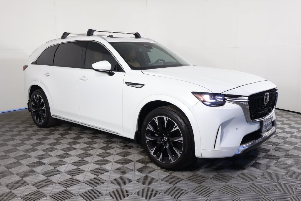 Certified Used 2024 White Mazda 3.3 Turbo S Premium Plus image 4