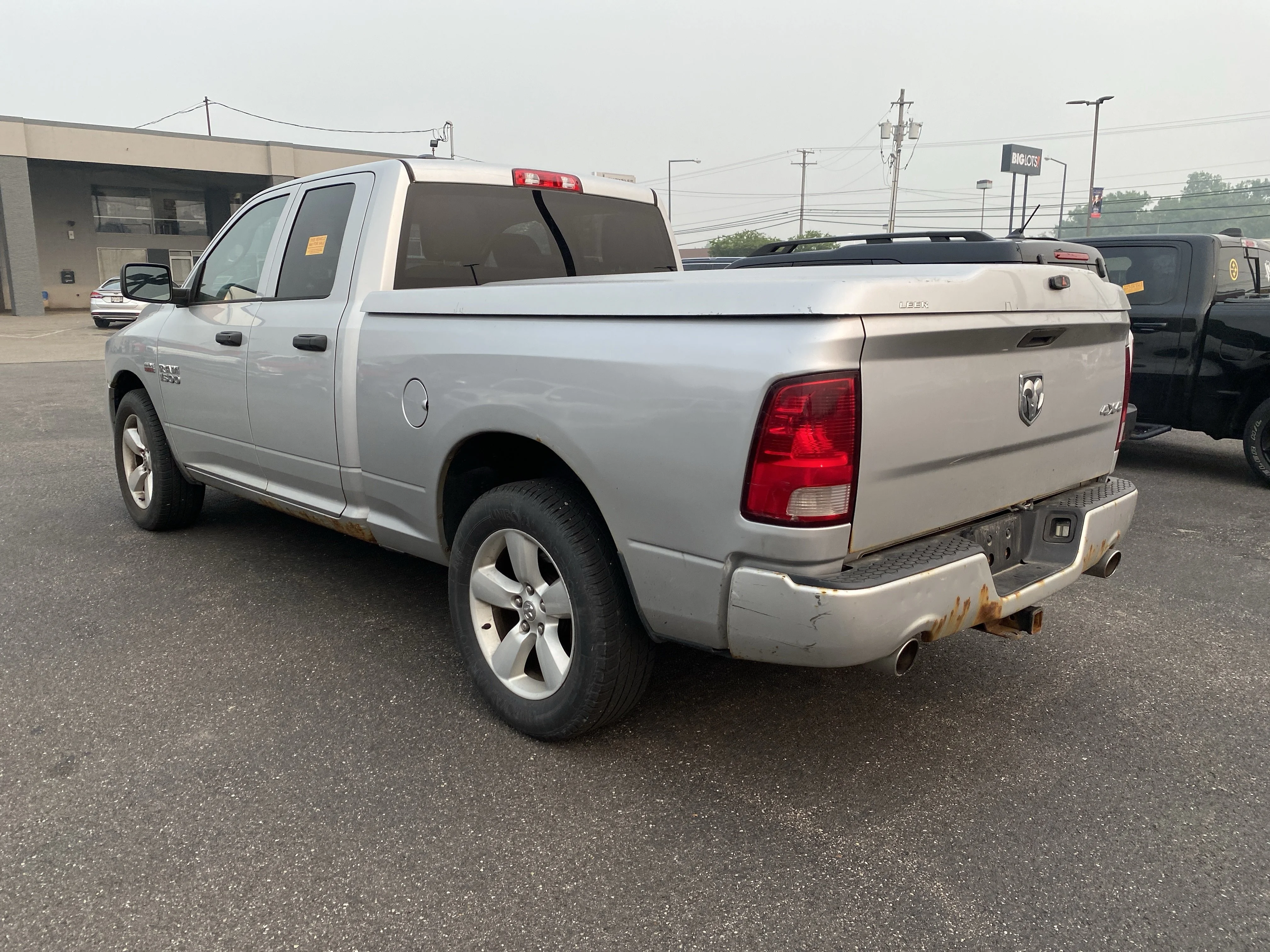 Used 2014 Bright Silver Metallic Clearcoat Ram  image 3