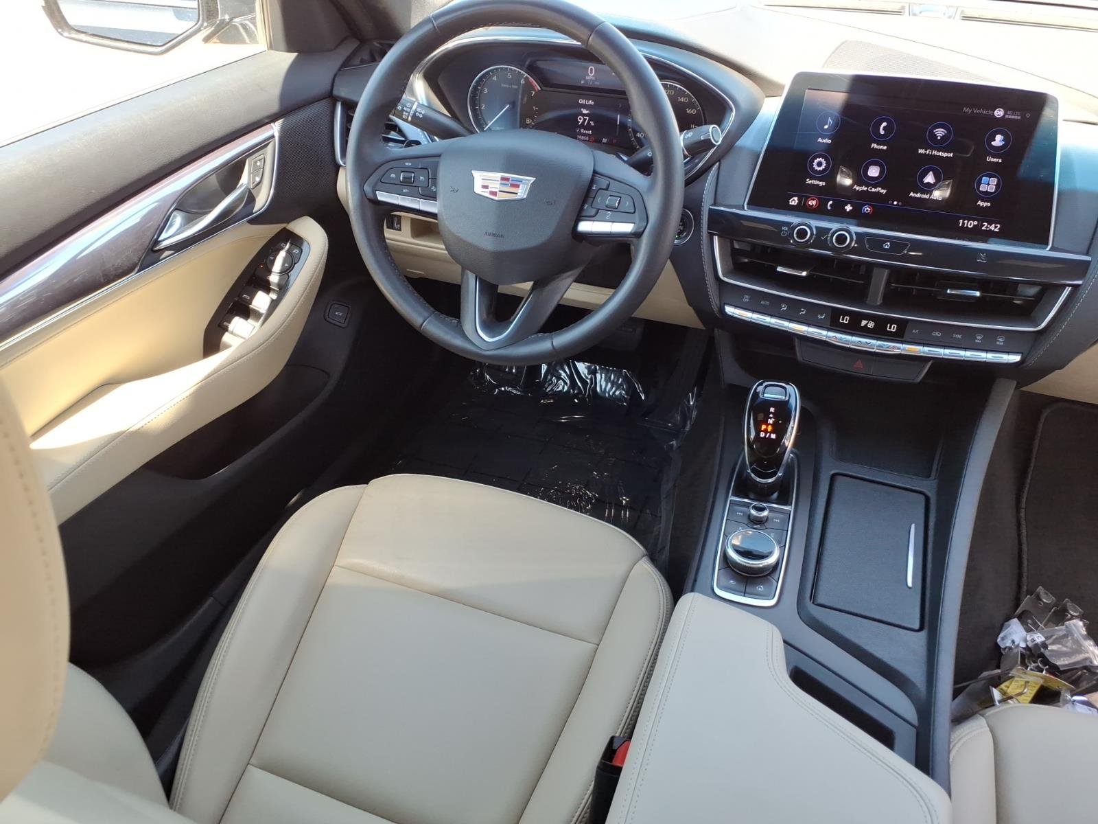 Used 2020 GRAY Cadillac Luxury image 4