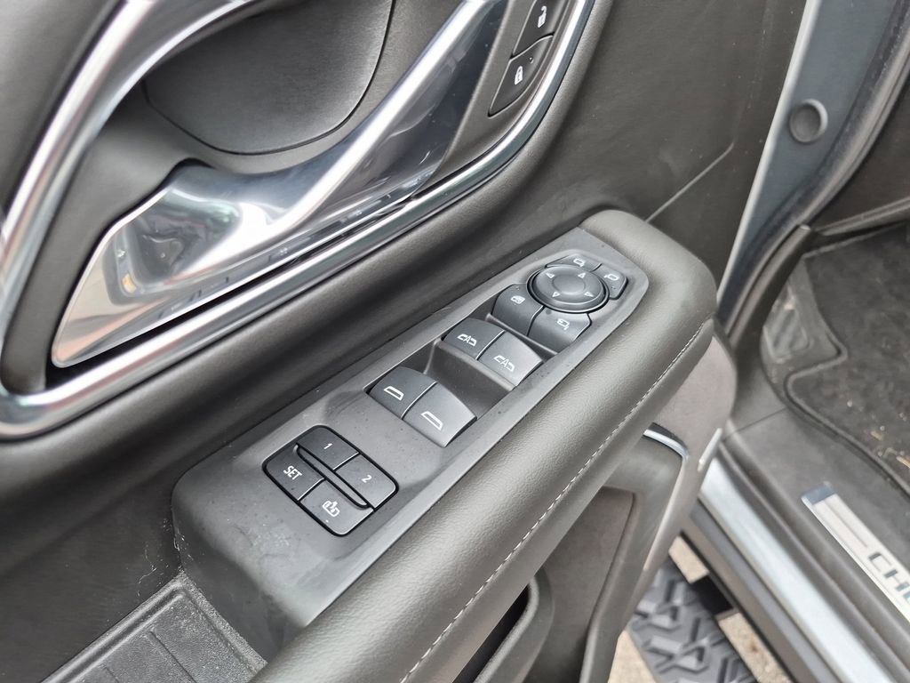 Used 2024 Sterling Gray Metallic Chevrolet Z71 image 20
