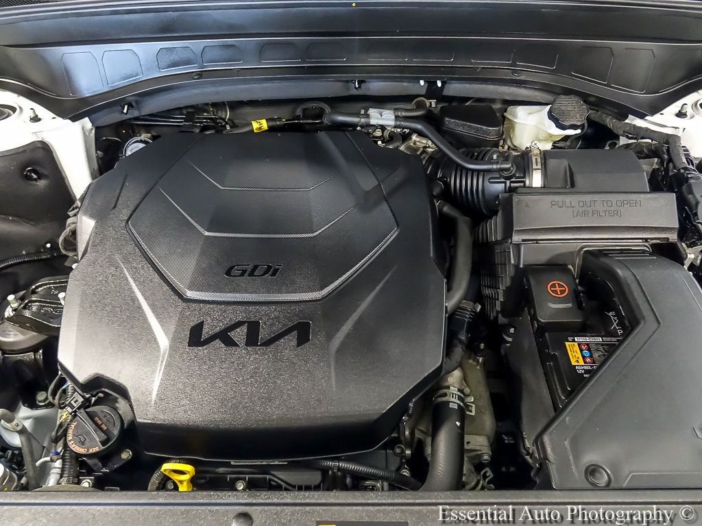 Certified Used 2023 White Pearl Kia S image 28