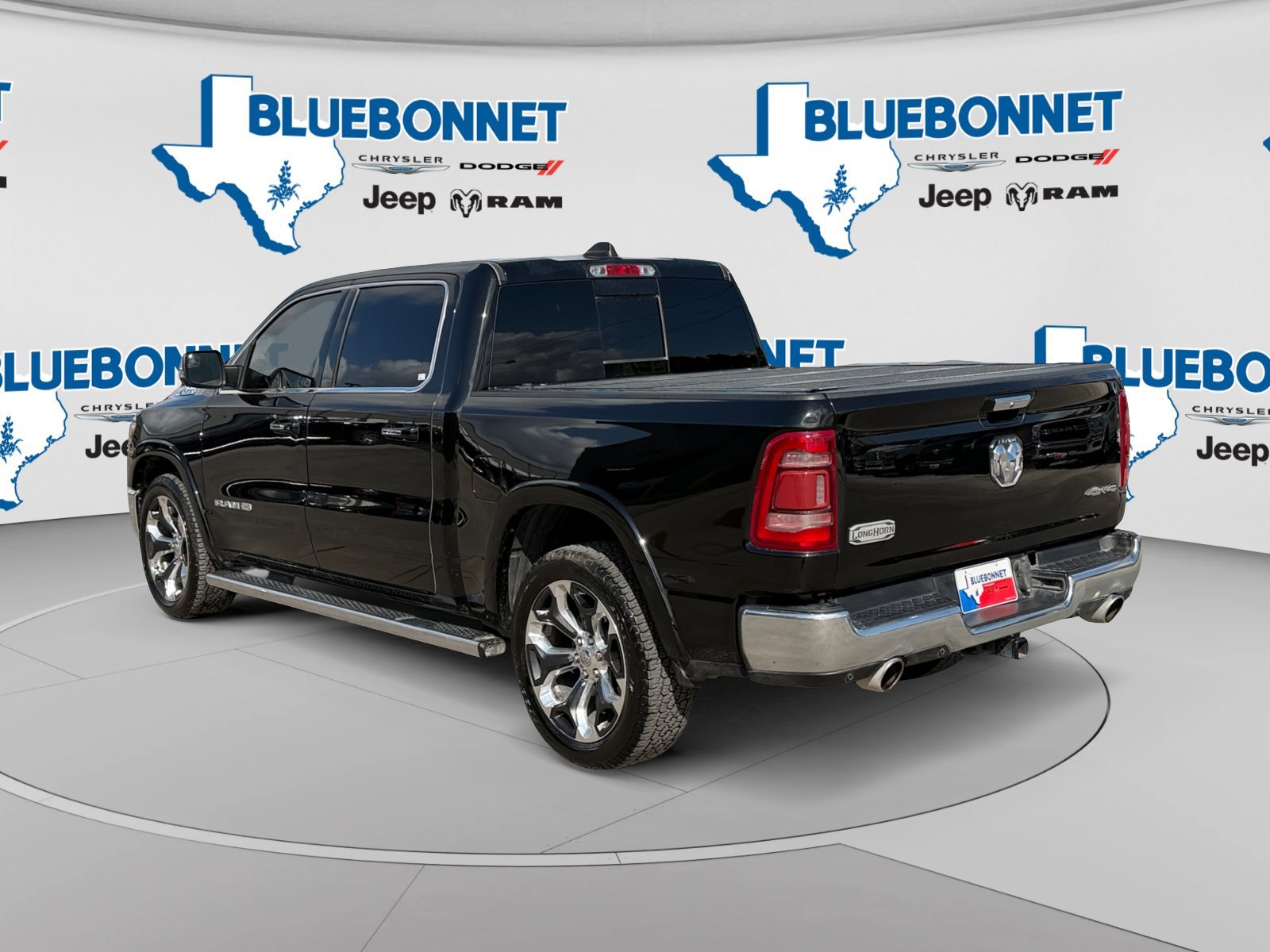 Used 2019 Diamond Black Crystal Pearlcoat Ram Longhorn image 7