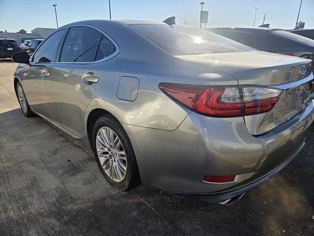 Used 2018 Atomic Silver Lexus ES 350 image 2