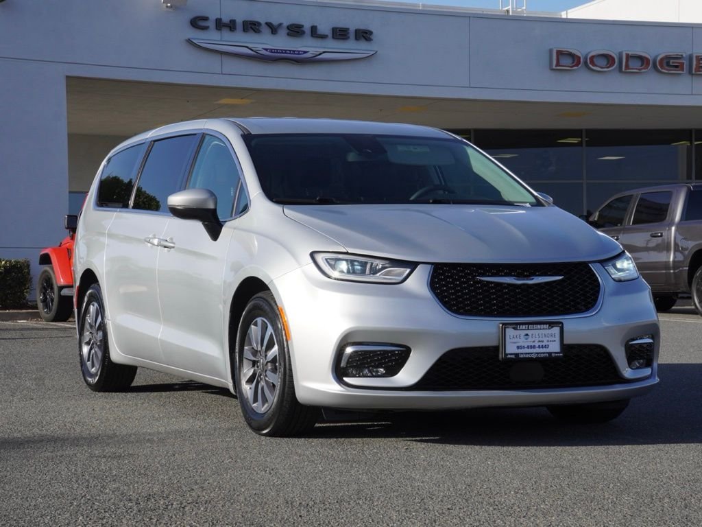 2023 Chrysler Pacifica Hybrid