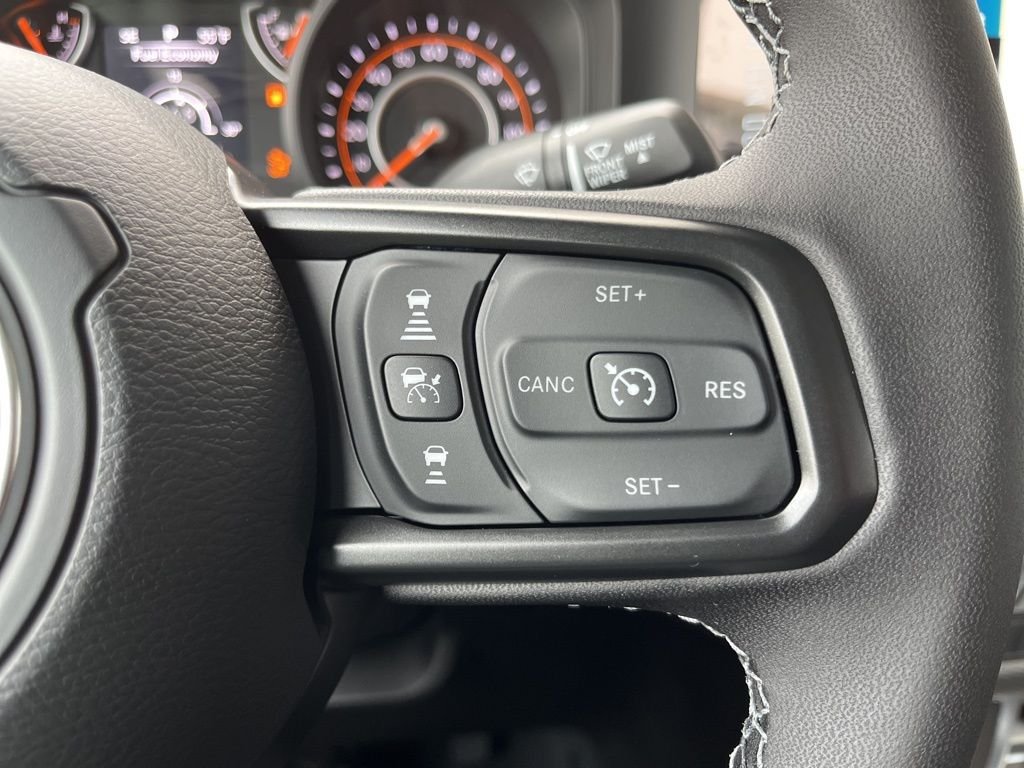 New 2026 Reign Jeep Sport S image 33