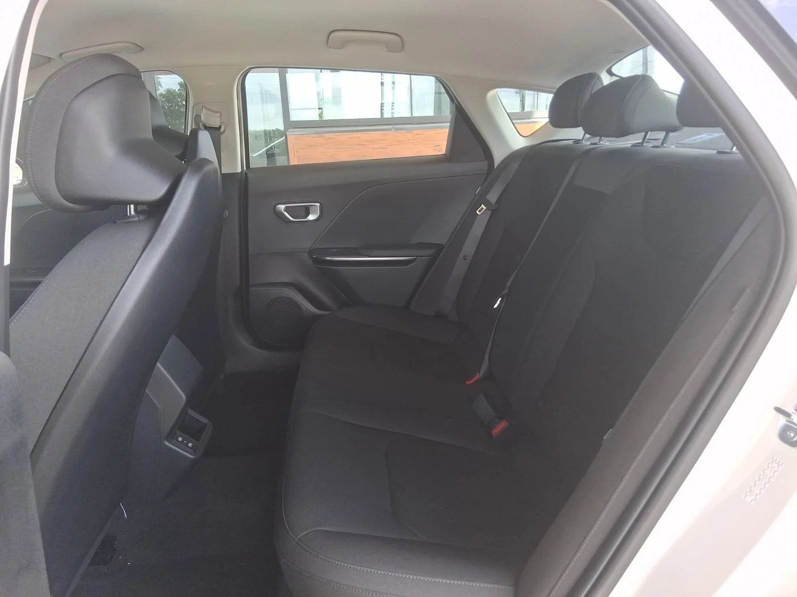 New 2026 White Kia LXS image 20