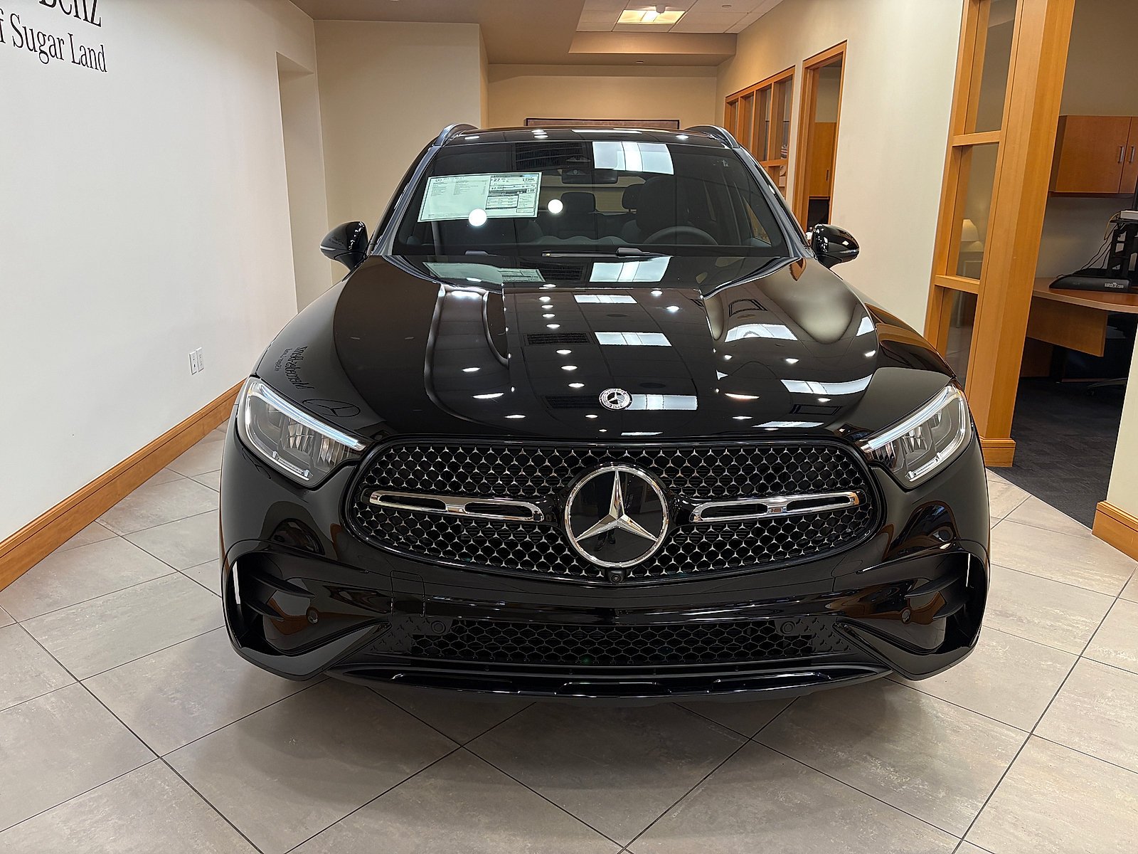 New 2026 Black Mercedes-Benz SUV image 25