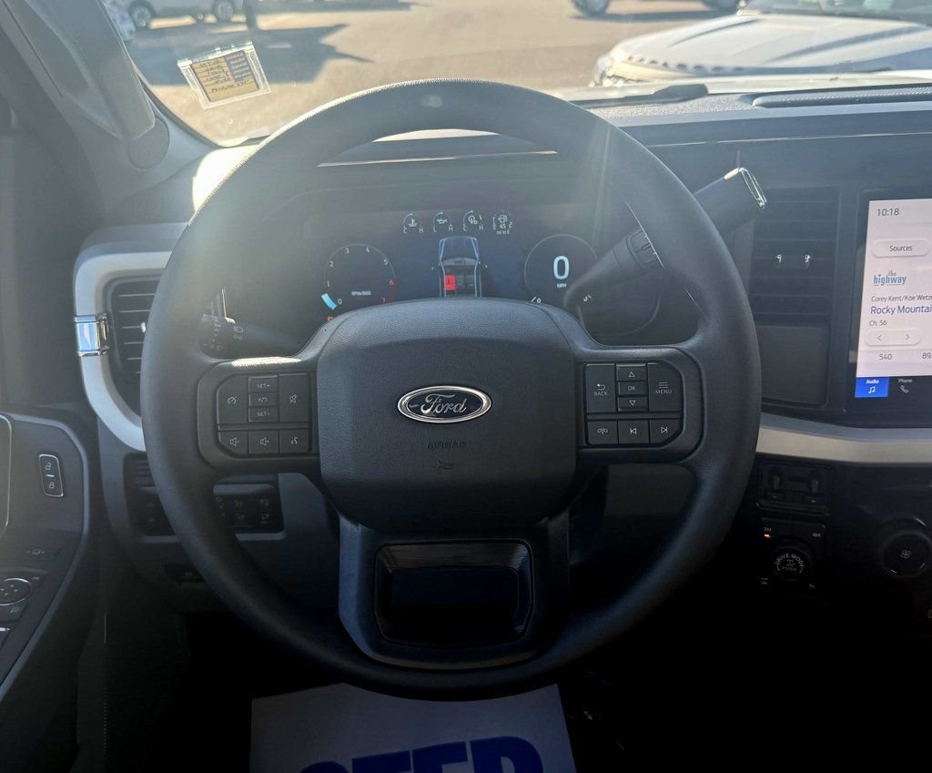 2026 Ford F-350 Super Duty XLT - Photo 14