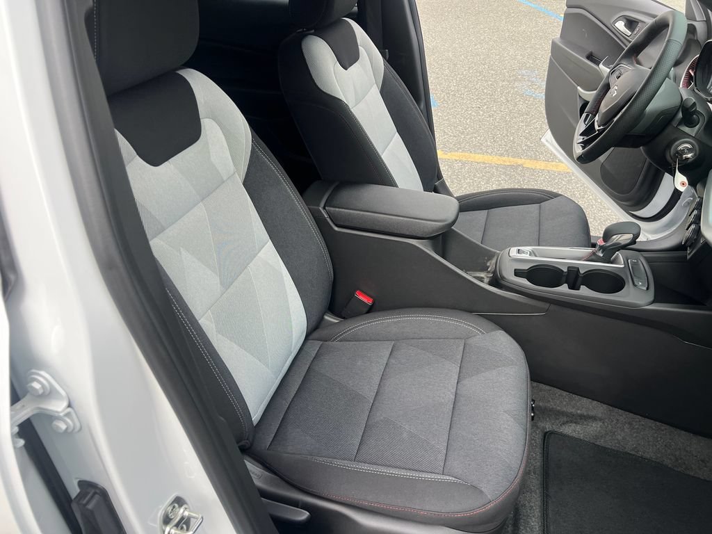2026 Chevrolet Trax RS - Photo 25