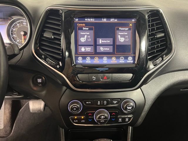 Certified Used 2019 Gray Jeep Limited image 25