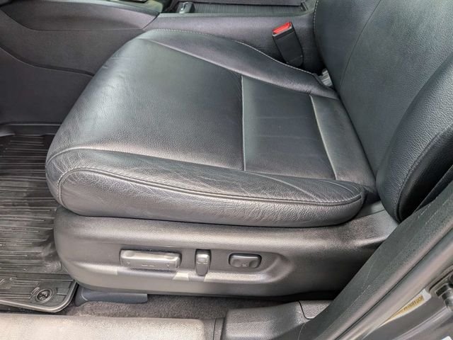 Used 2019 Modern Steel Metallic Honda Touring image 21