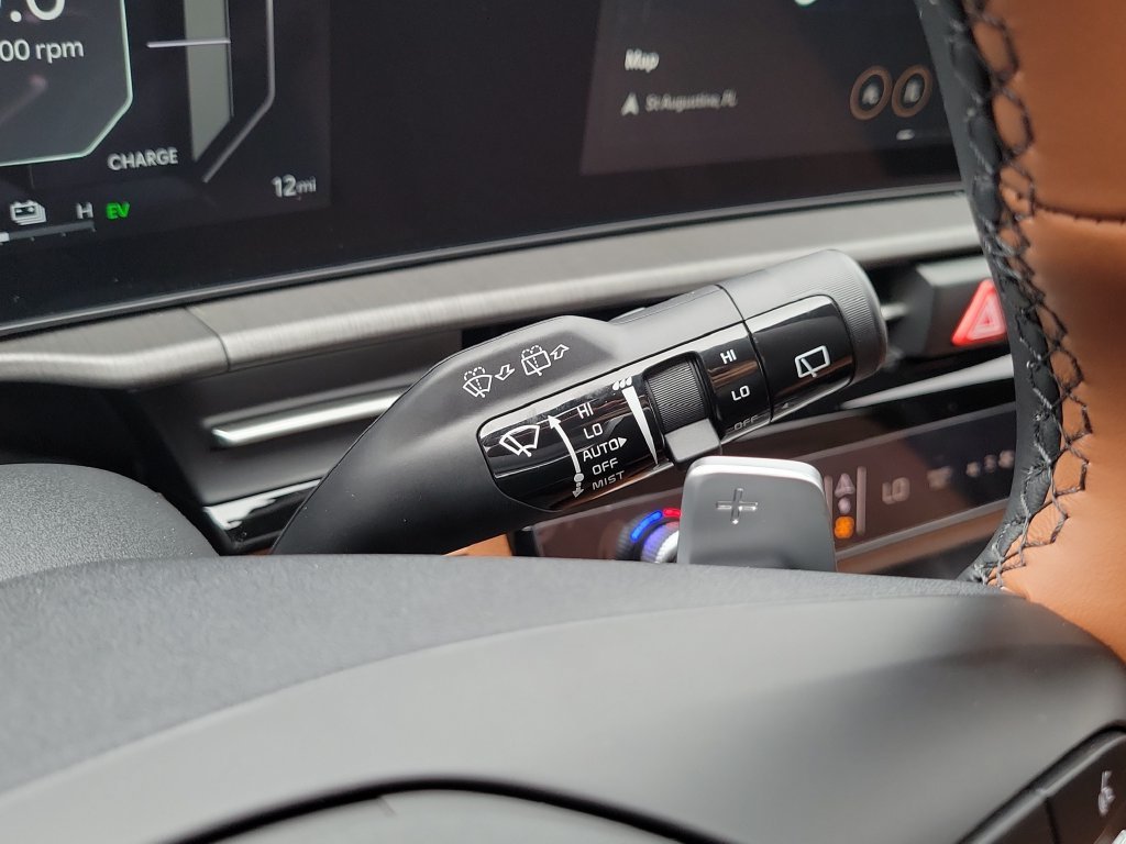 New 2027 Wolf Gray Kia X-Line image 31