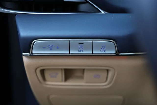 Used 2024 Capri Blue Genesis 3.5T image 19