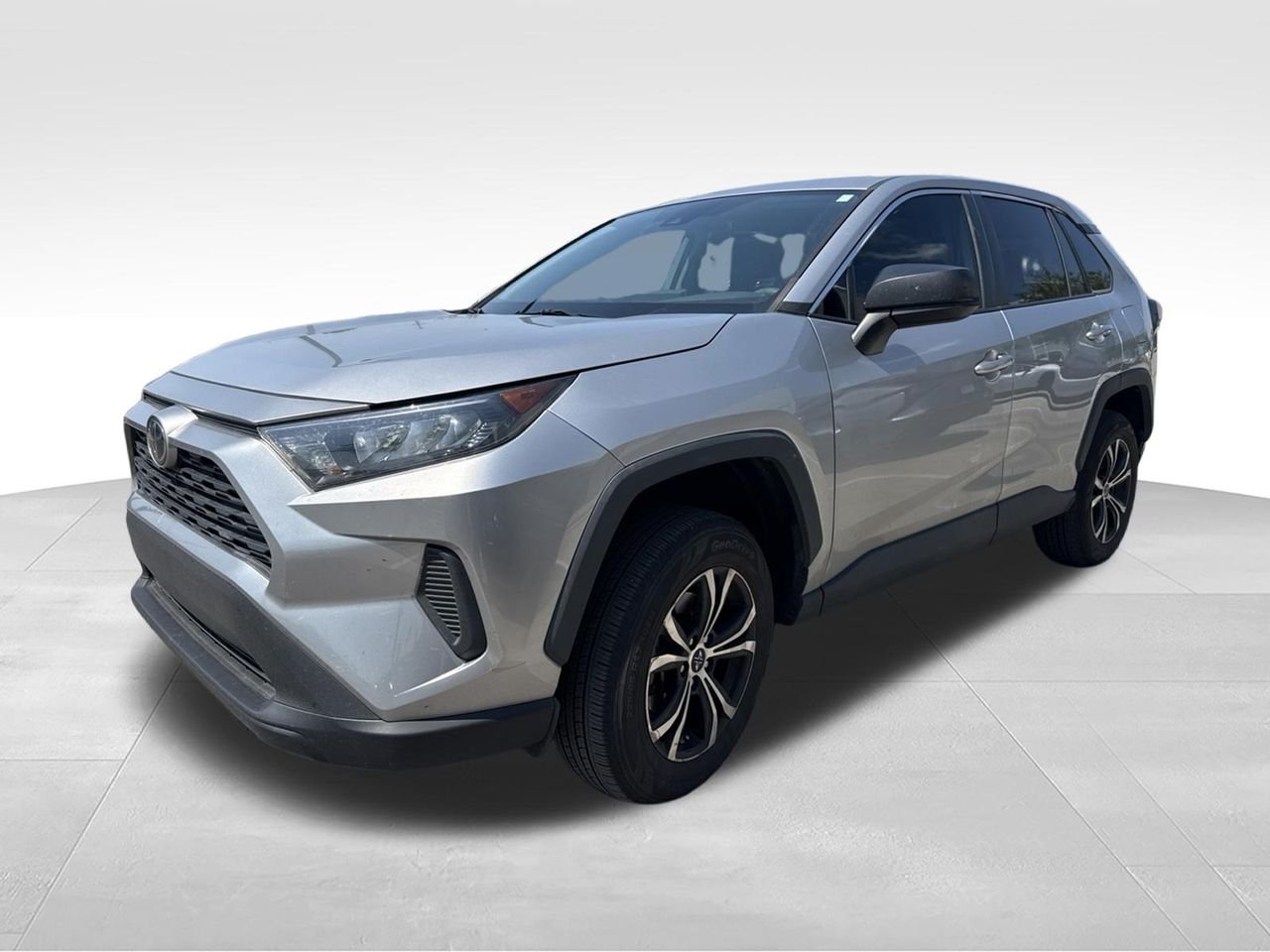Used 2022 Silver Toyota LE image 1