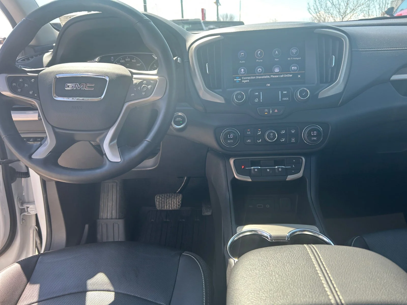 Used 2024 White GMC Denali AWD image 21