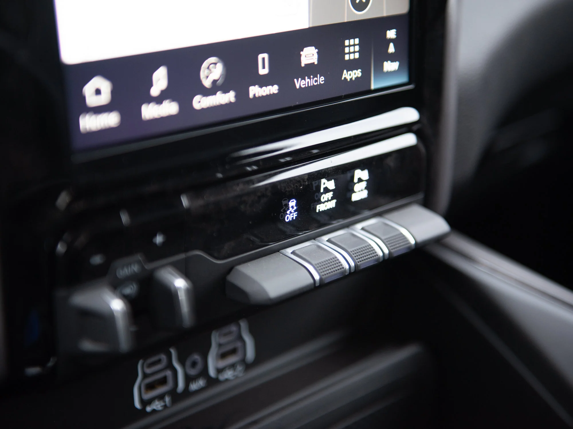 New 2026 Black RAM Sport* image 21