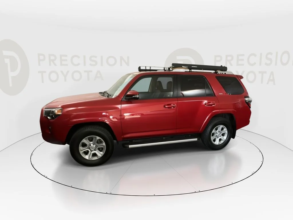 Used 2016 Barcelona Red Metallic Toyota SR5 Premium image 11