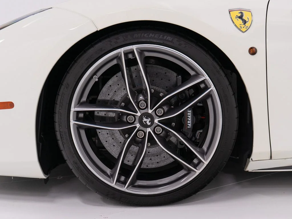 Used 2018 Bianco Avus Ferrari  image 48