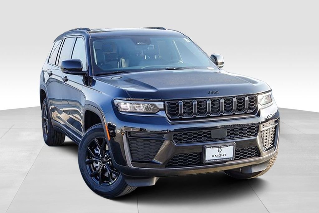 New 2026 Diamond Black Jeep Altitude image 2