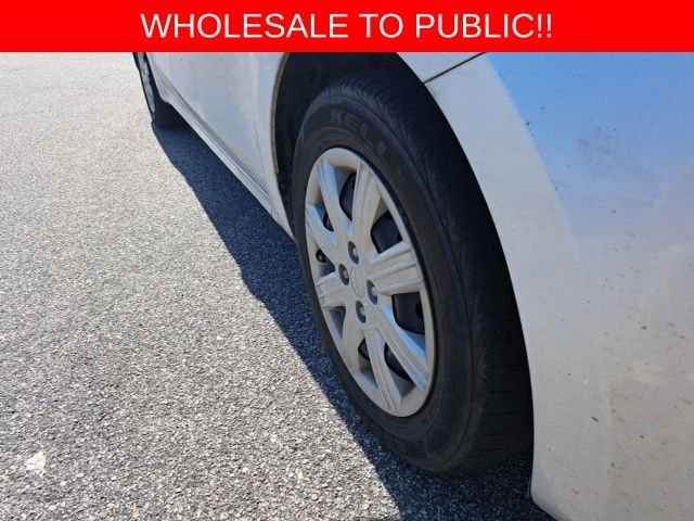 Used 2023 Silver Kia LX image 4