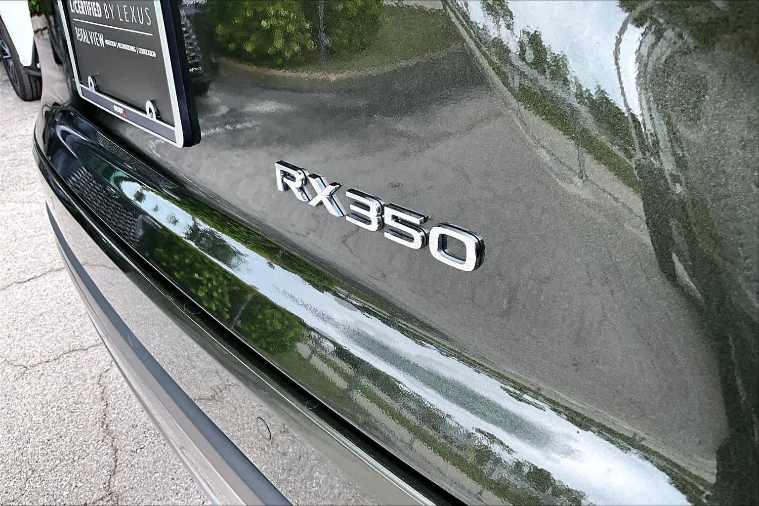 Used 2023 Nori Green Pearl Lexus Premium image 10