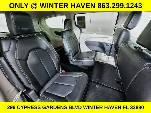 Used 2024 Silver Chrysler Touring L image 27