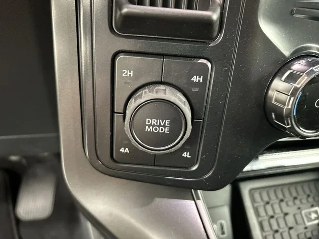Used 2026  Ford Lariat image 14