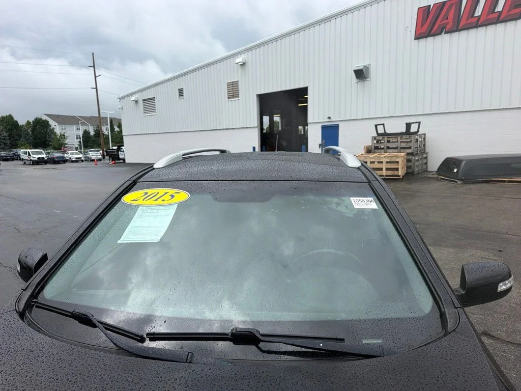 Used 2015 Black Kia LX image 16
