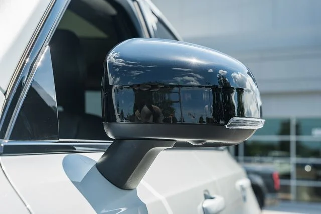 Certified Used 2023 Crystal White Volvo Ultimate image 16