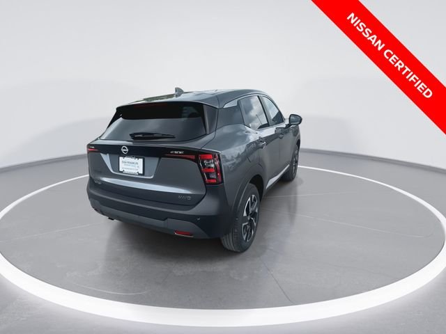 Used 2025 Gray Nissan SV image 8