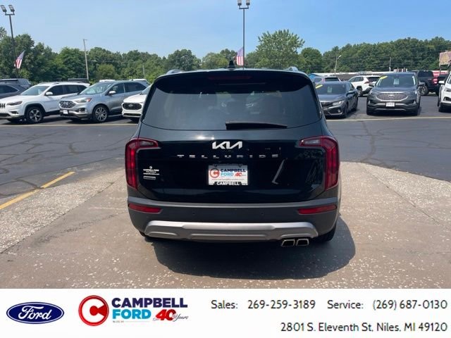 Used 2022 Black Kia SX image 4