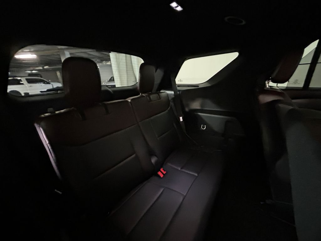 Used 2023 White Ford Platinum image 17
