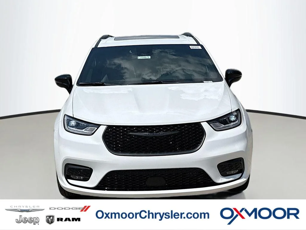 New 2026 Bright White Clearcoat Chrysler Limited image 1
