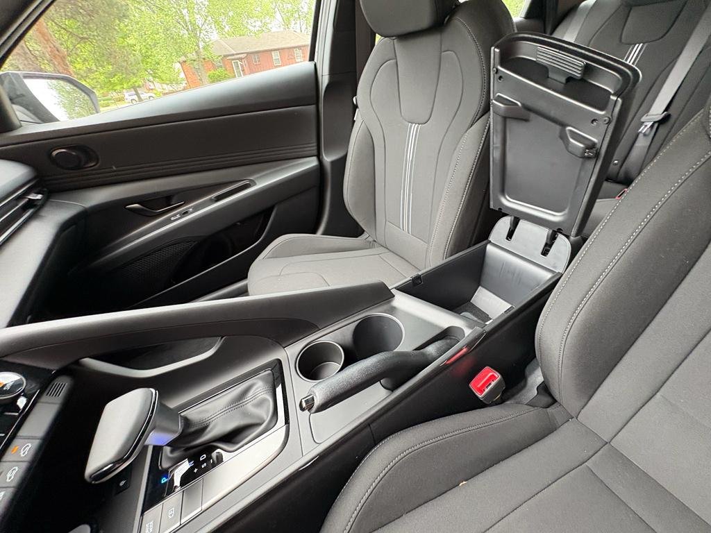 New 2026 Abyss Black Hyundai SEL Sport image 30