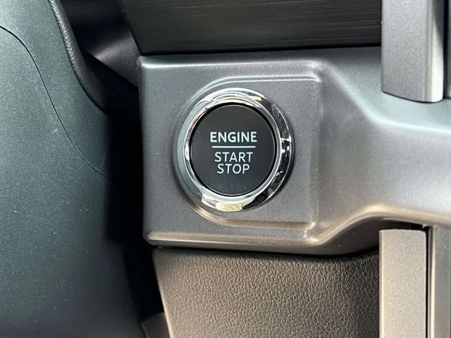 New 2026 Carbonized Gray Metallic Ford XLT image 20