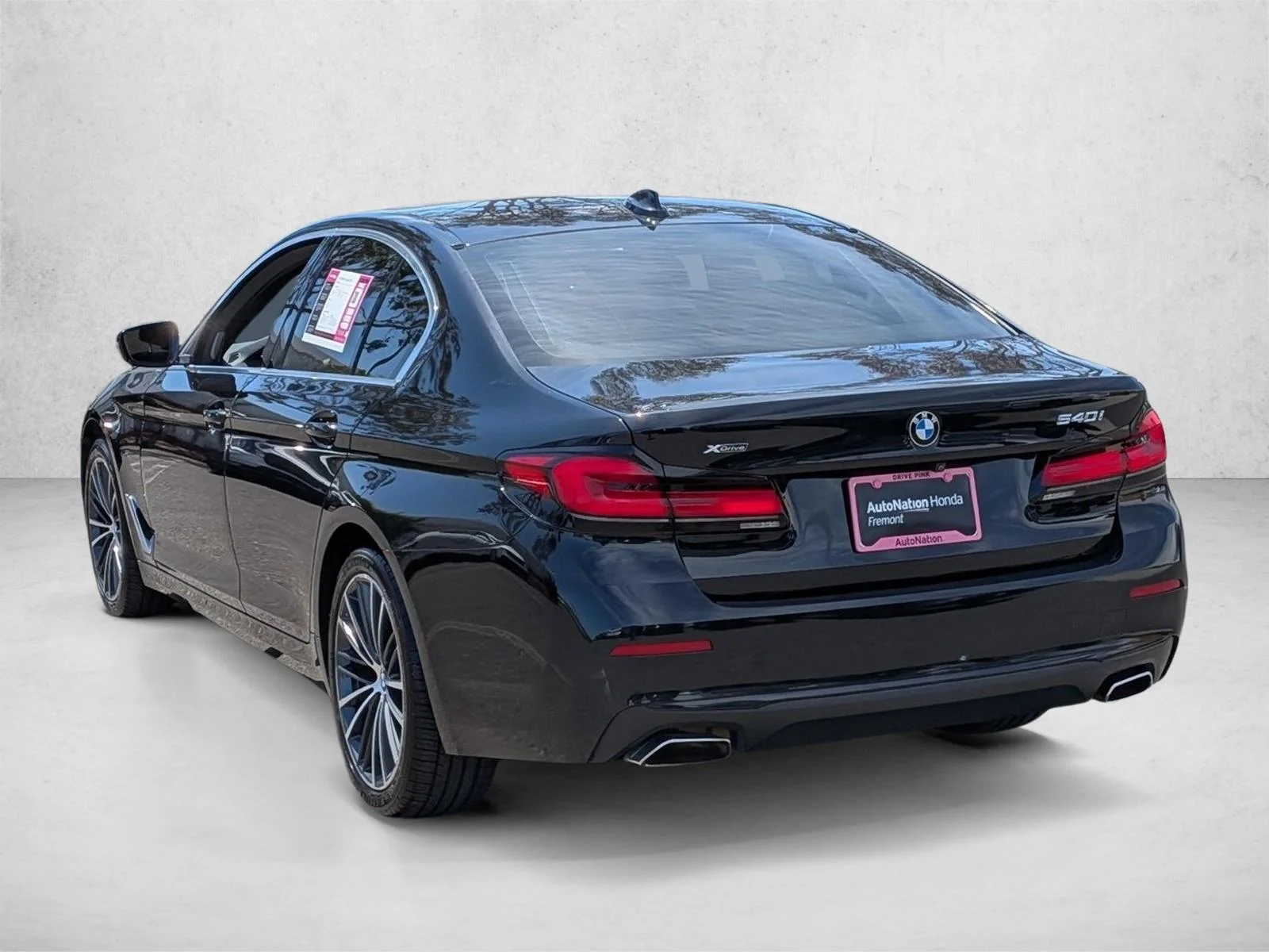 Used 2021 Black BMW 540i xDrive image 8