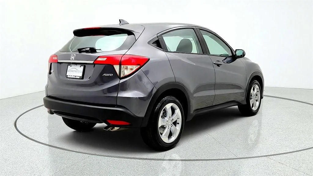 Used 2019 Modern Steel Metallic Honda LX AWD CVT image 5