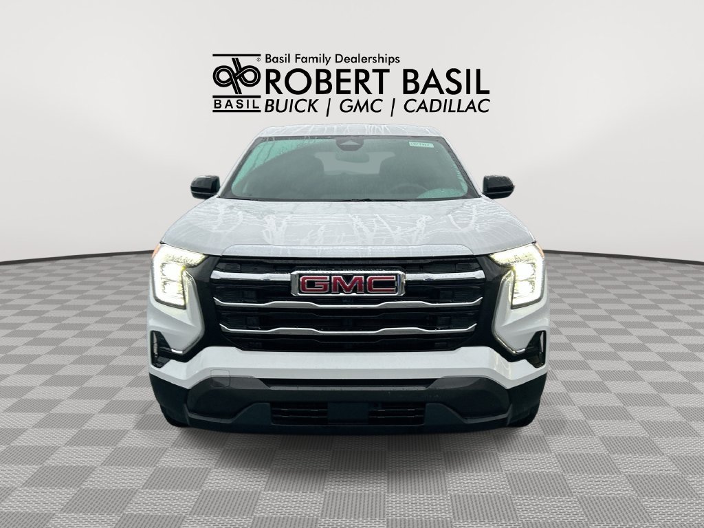 Used 2026 White GMC Elevation image 3