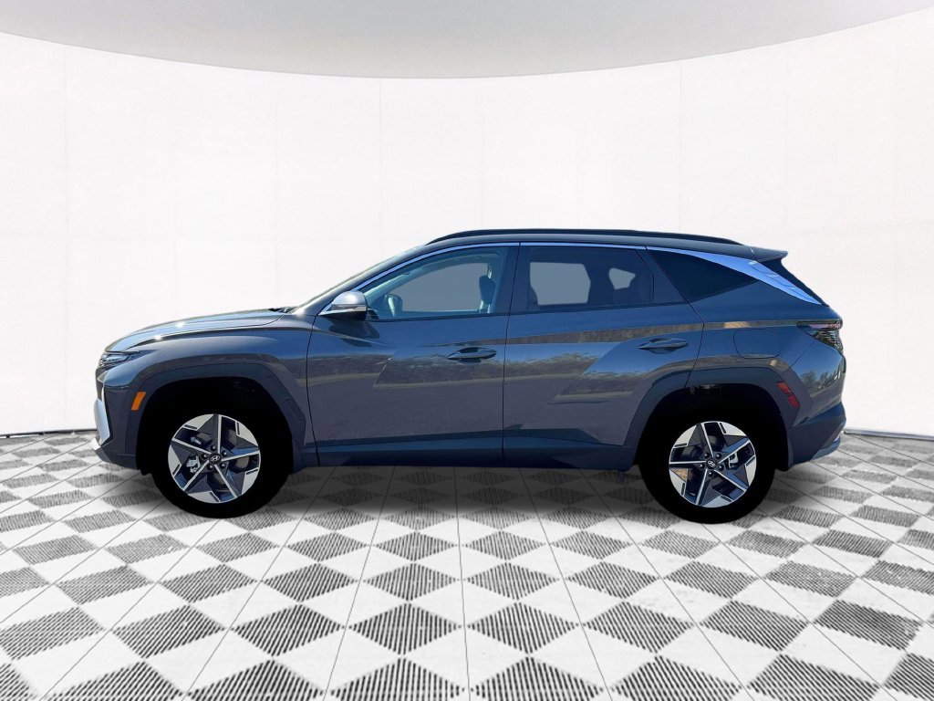 New 2026 Gray Hyundai SEL Premium image 3