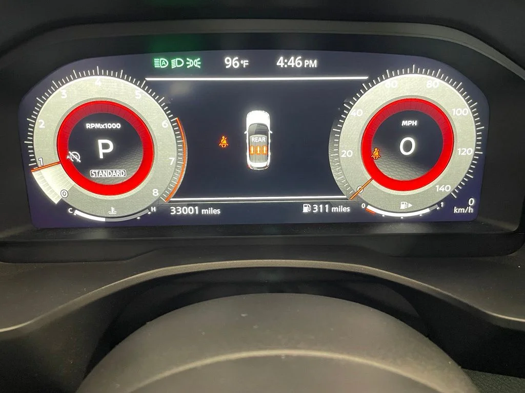 Used 2024 Gray Nissan Platinum image 7