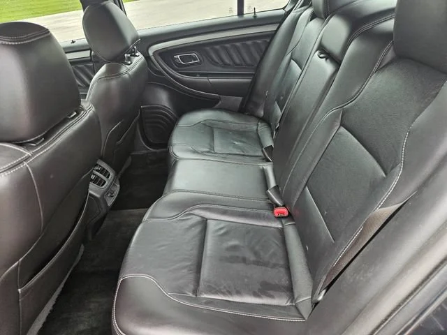 Used 2015 Gray Ford SEL image 25