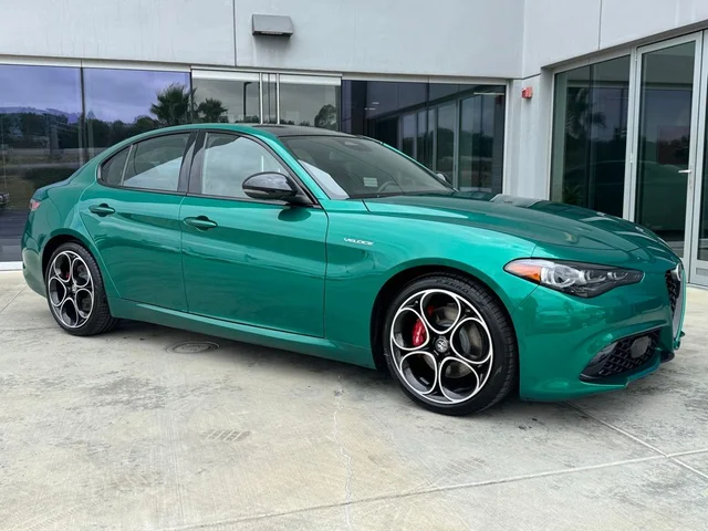 2026 Alfa Romeo Giulia Base