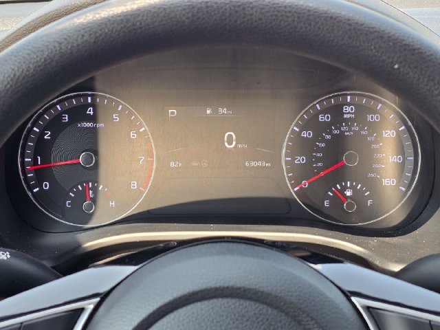 Used 2024 Snow White Pearl Kia LXS image 24