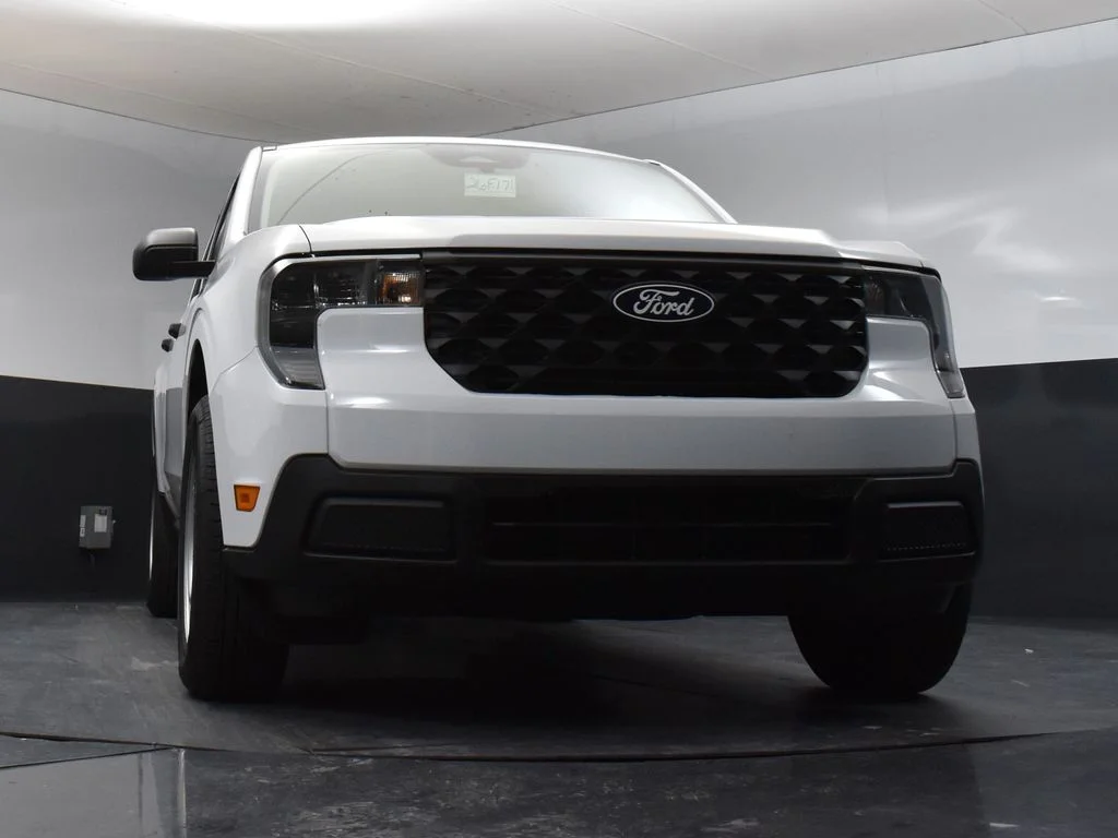 New 2026 Oxford White Ford XL image 28