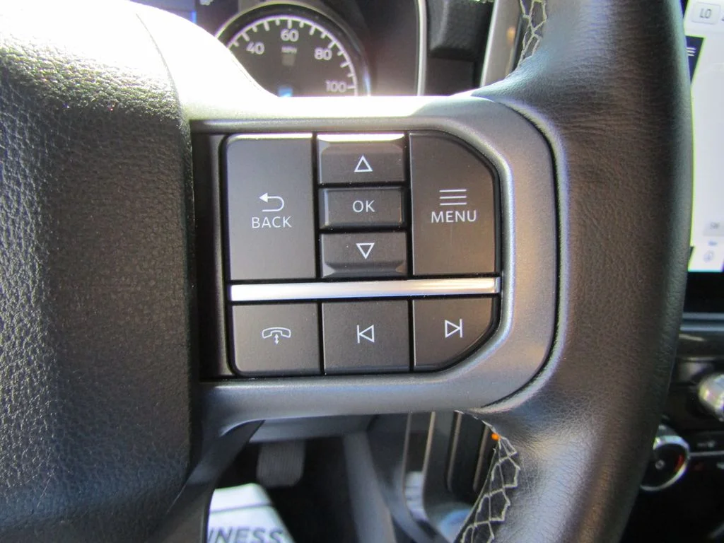 Certified Used 2023 Iconic Silver Metallic Ford XLT image 22
