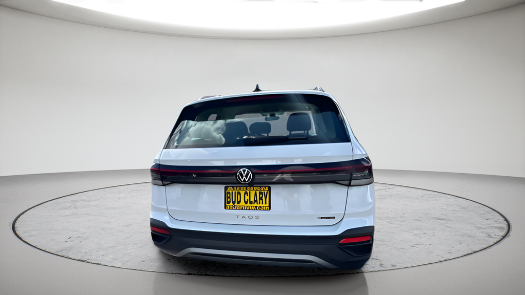 Used 2025 White Volkswagen 1.5T S image 11
