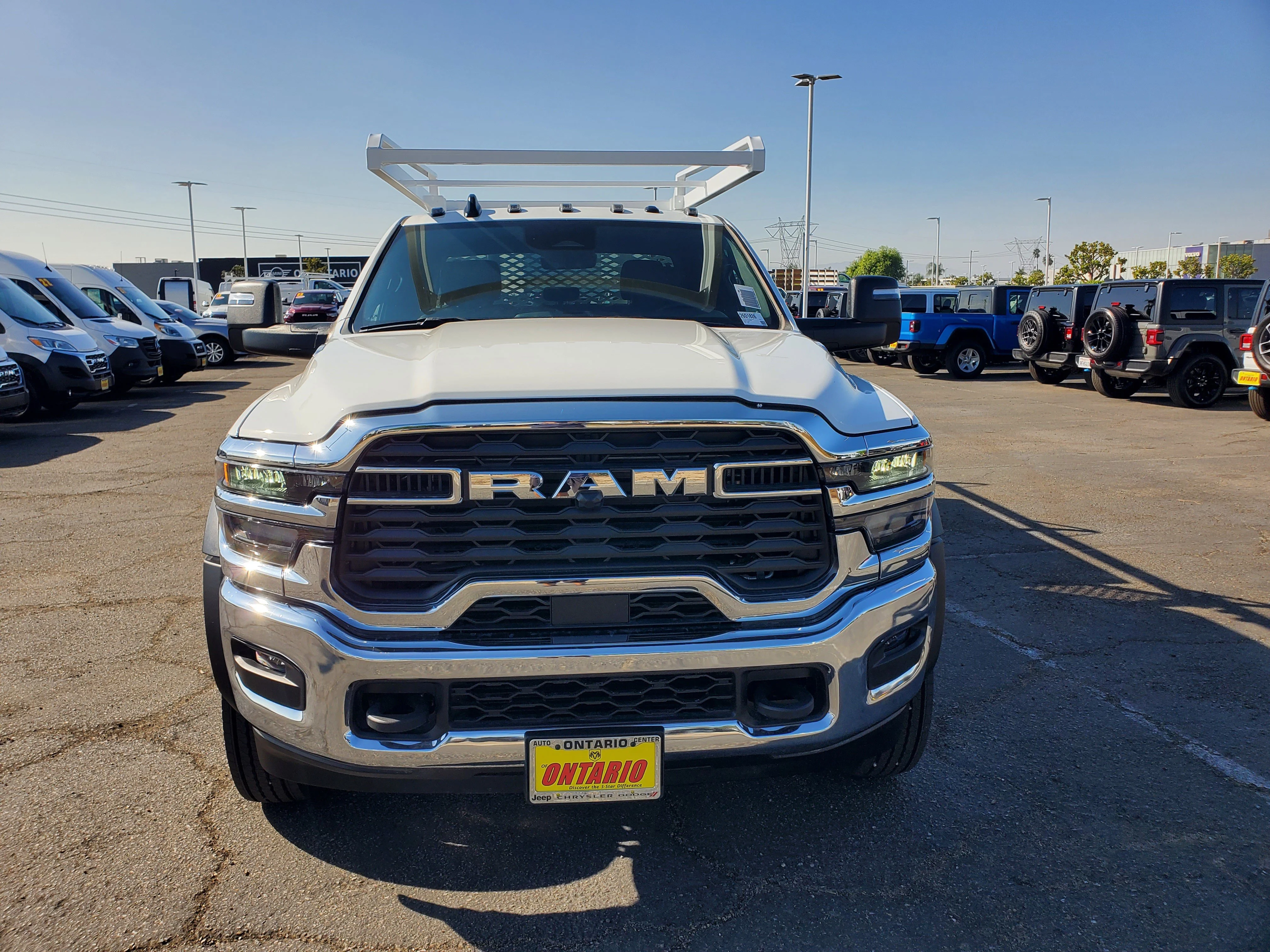 New 2026 Bright White Clearcoat RAM Tradesman image 9