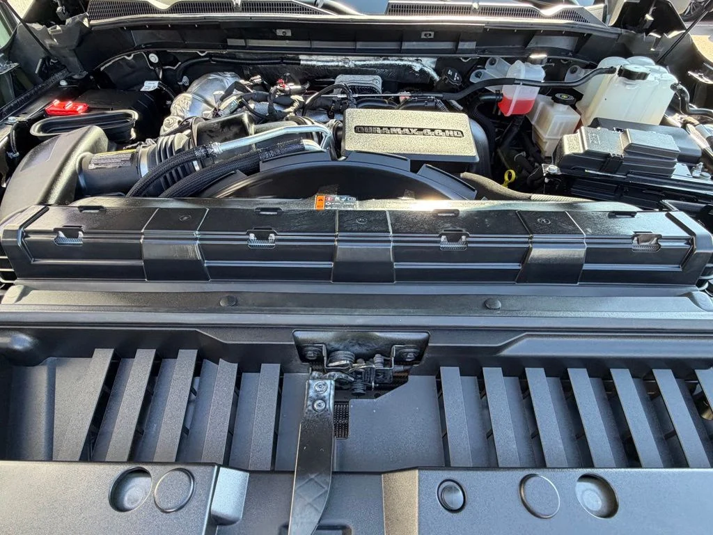 Used 2025 Gray GMC AT4 image 7